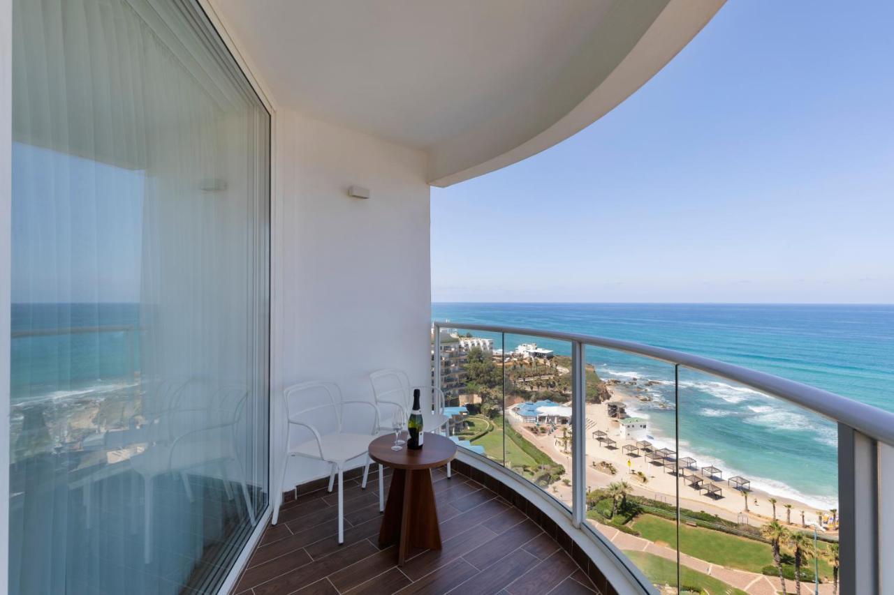 Ramada Resort Hadera Beach Zewnętrze zdjęcie