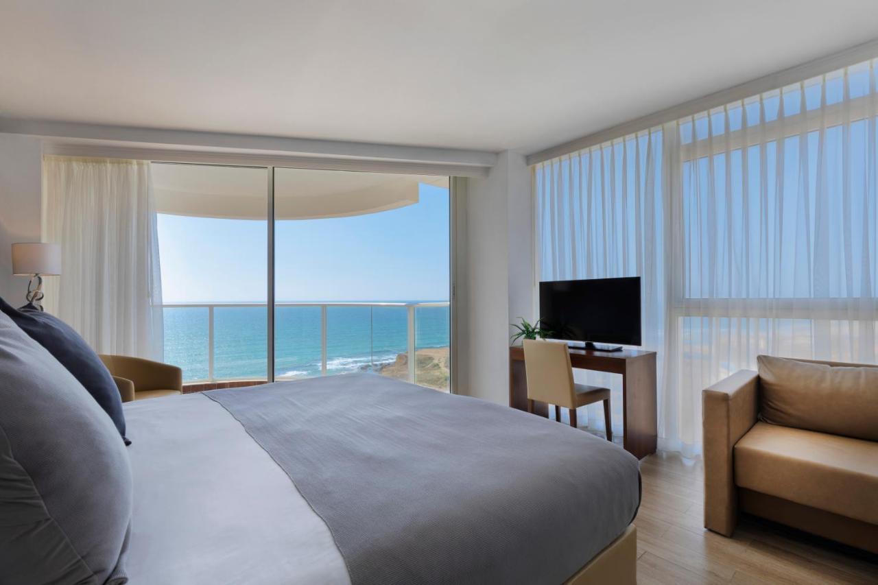 Ramada Resort Hadera Beach Zewnętrze zdjęcie