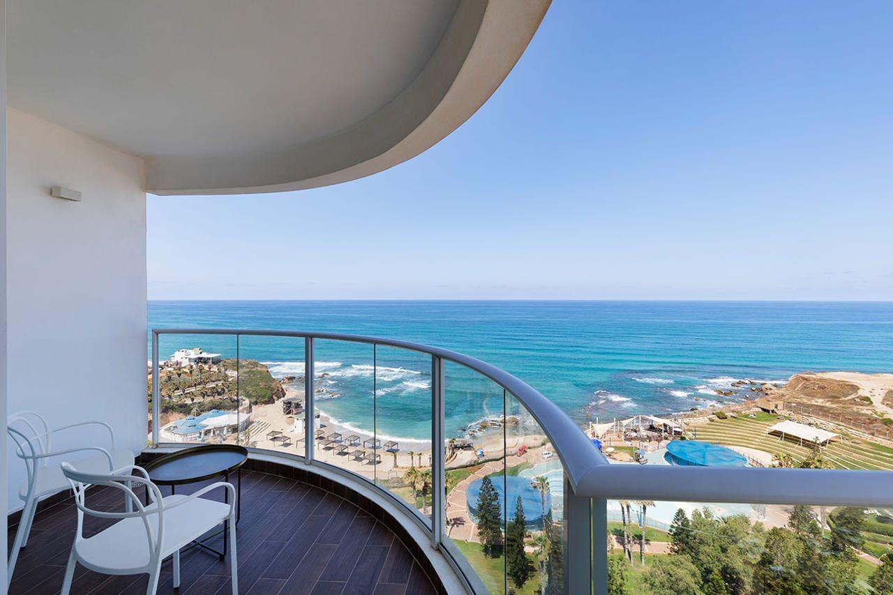 Ramada Resort Hadera Beach Zewnętrze zdjęcie