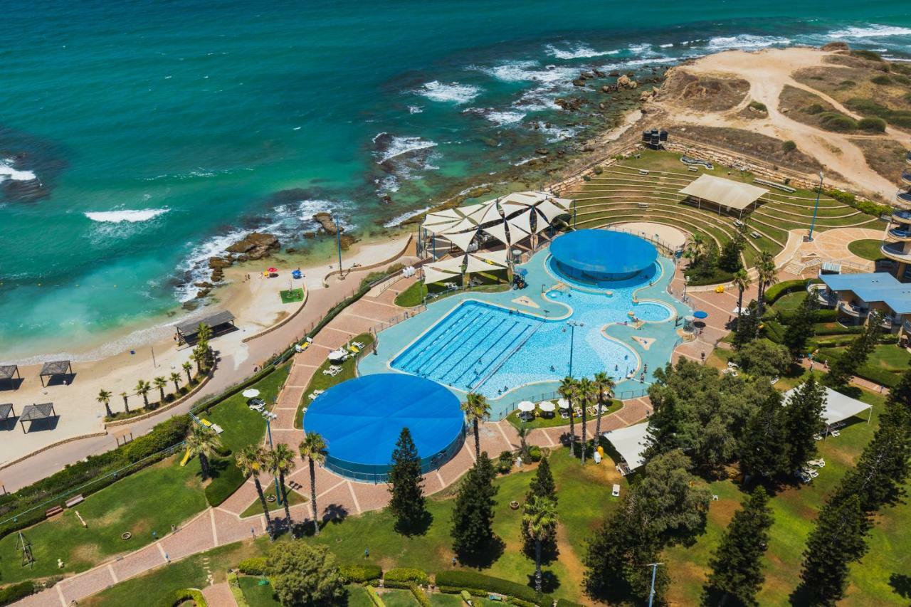 Ramada Resort Hadera Beach Zewnętrze zdjęcie