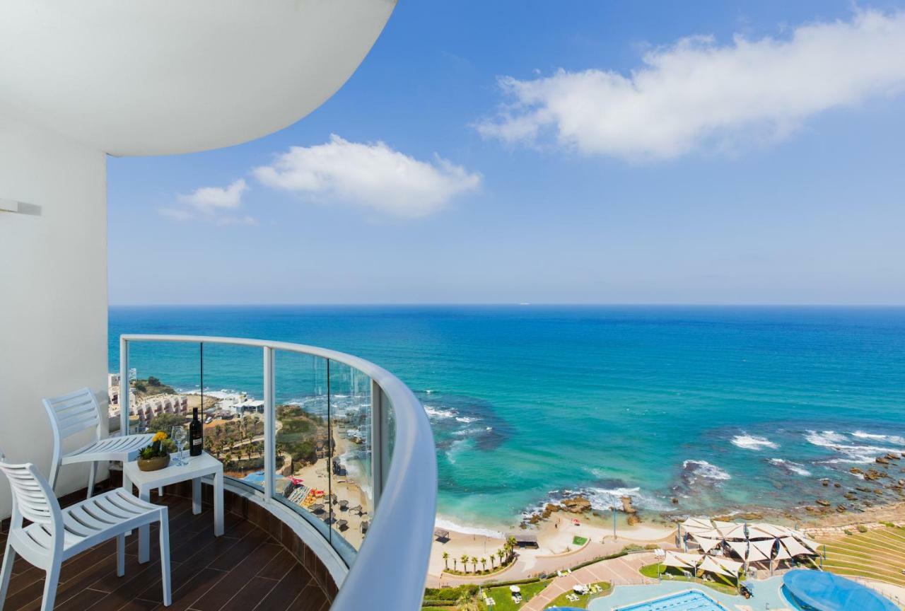 Ramada Resort Hadera Beach Zewnętrze zdjęcie