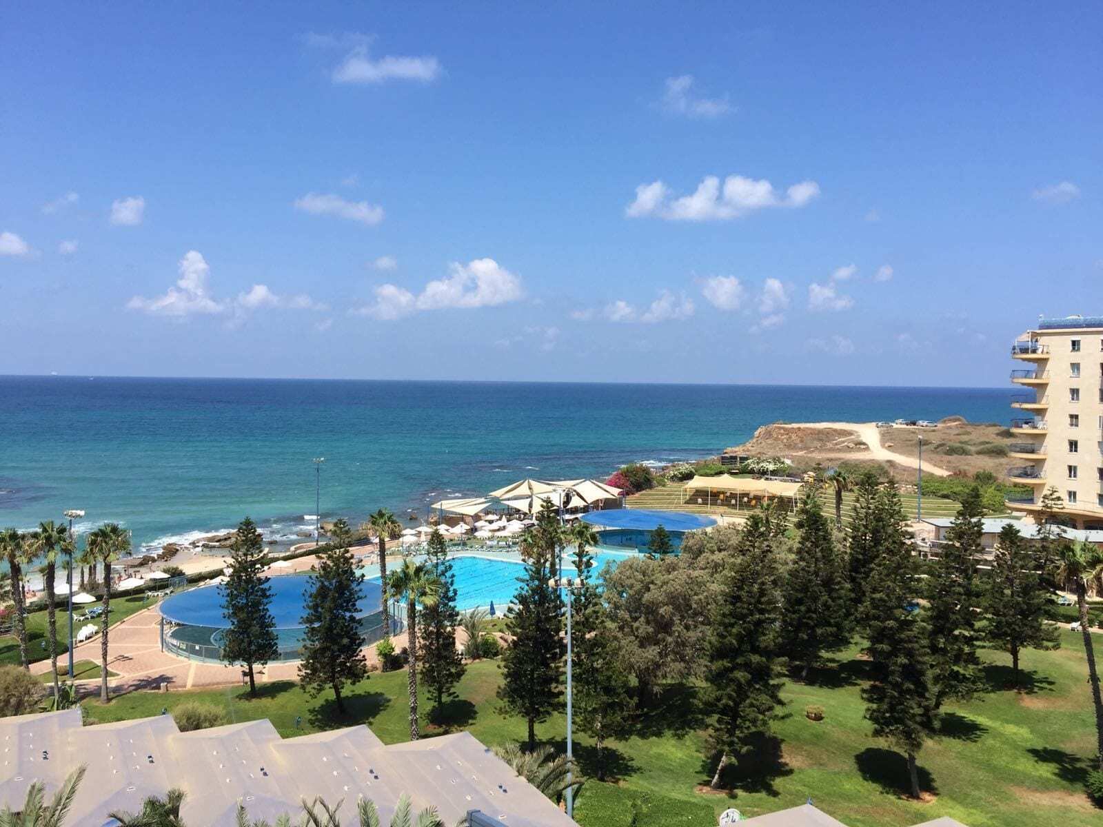 Ramada Resort Hadera Beach Zewnętrze zdjęcie