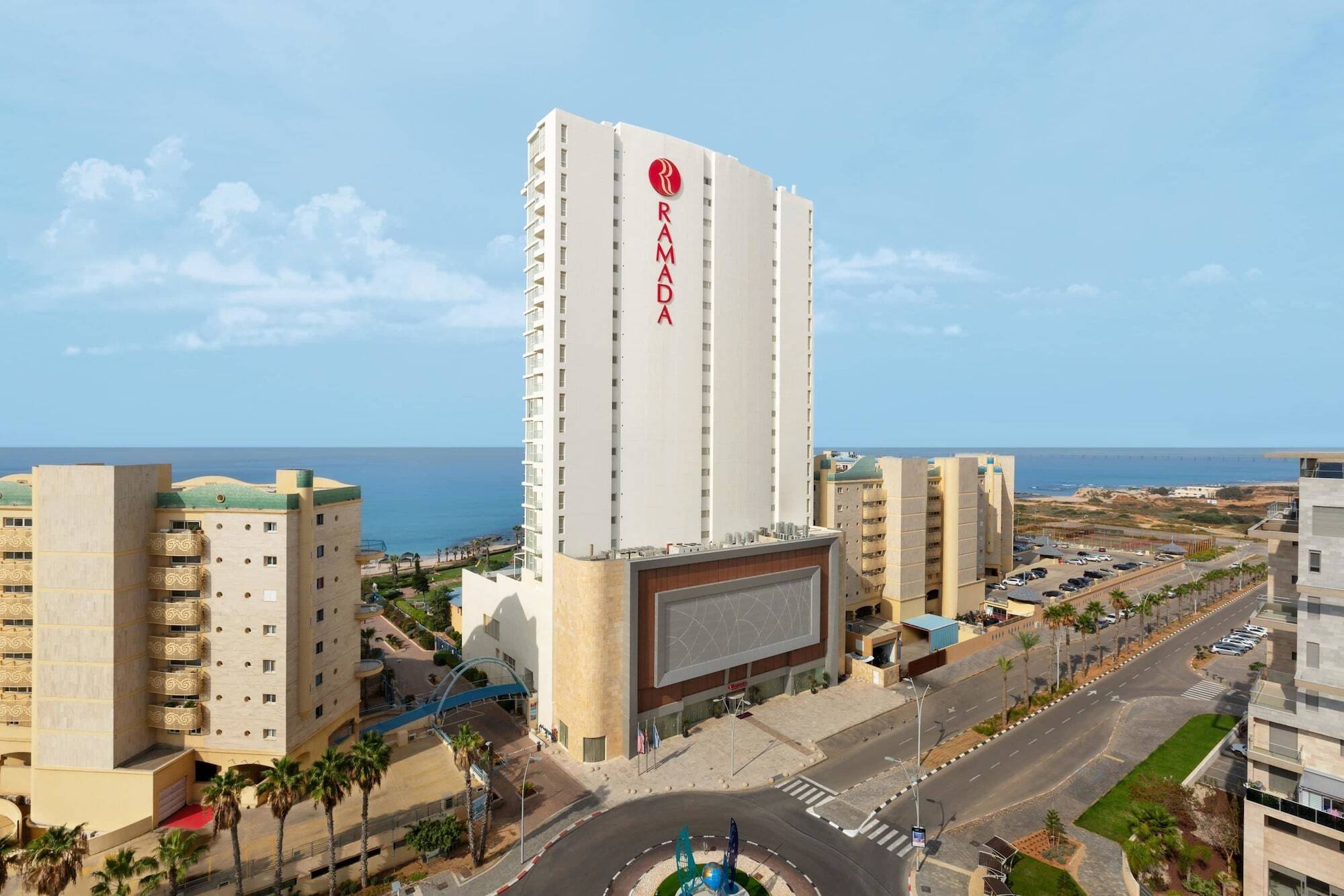 Ramada Resort Hadera Beach Zewnętrze zdjęcie