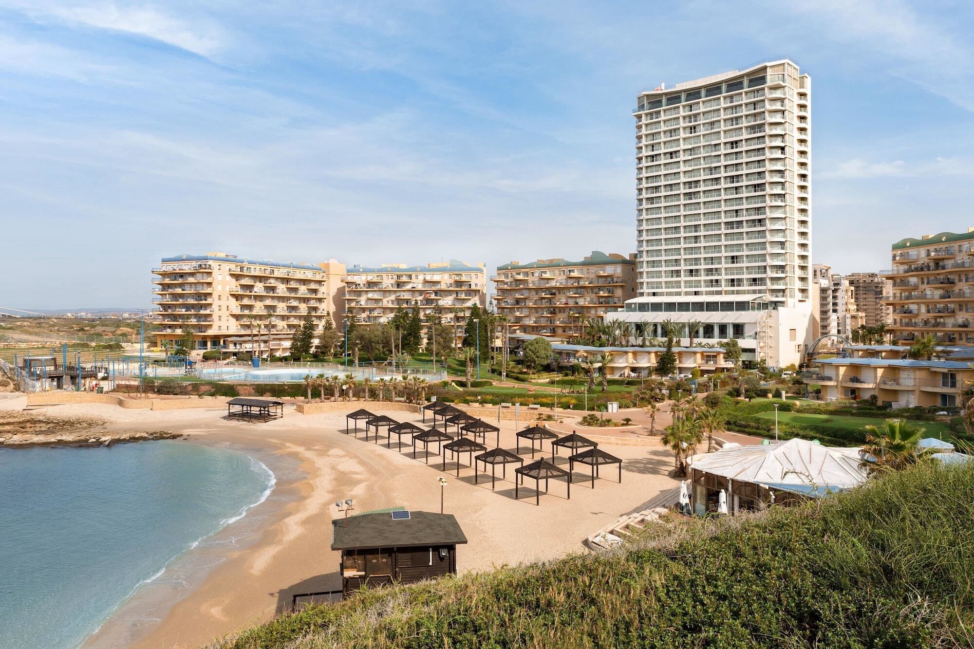 Ramada Resort Hadera Beach Zewnętrze zdjęcie
